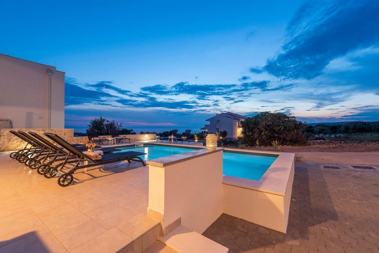 Adris 2 Luxury Modern Apartment With A Pool Novalja Exterior photo